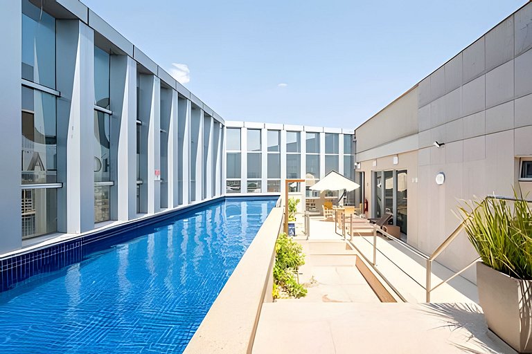 V614 Flat vision moderno. Até 4 hóspedes.