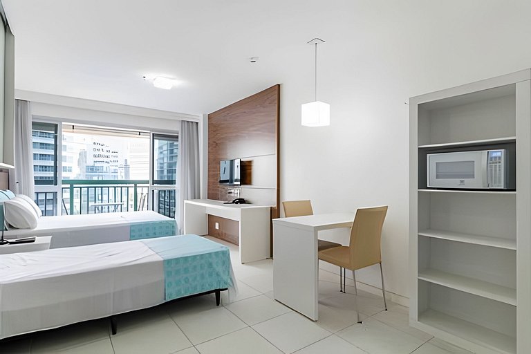 V614 Flat vision moderno. Até 4 hóspedes.