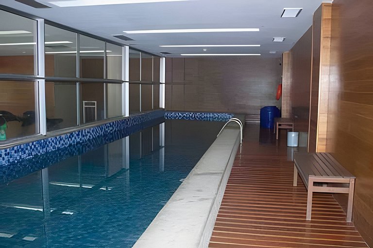 V614 Flat vision moderno. Até 4 hóspedes.