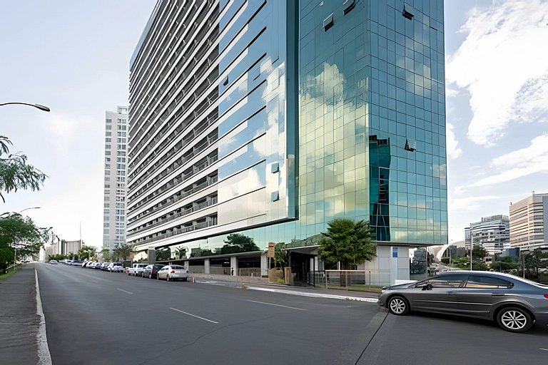 V614 Flat vision moderno. Até 4 hóspedes.