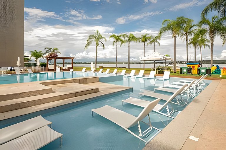 Flat de luxo - Brisas do lago + garagem.