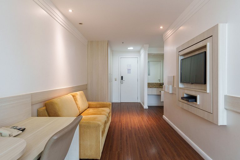 Flat moderno hotel Mercure líder