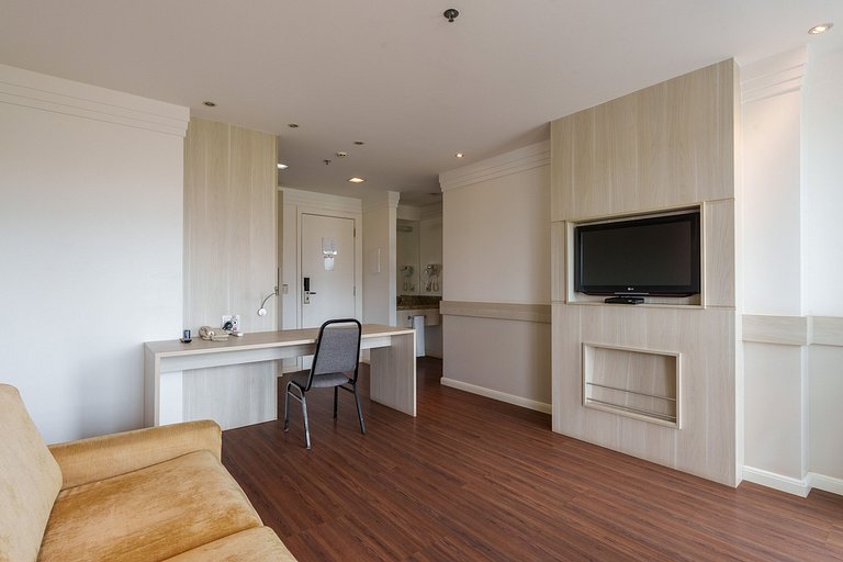 Flat moderno mercure líder 2