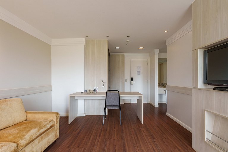 Flat moderno mercure líder 2