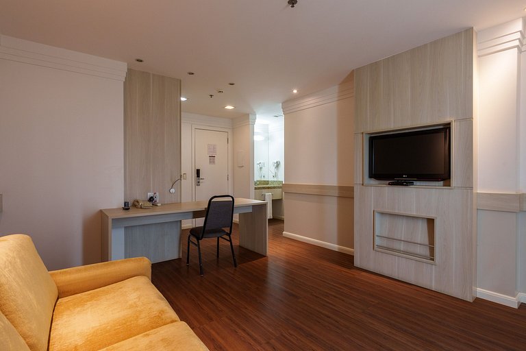 Flat moderno mercure líder 2