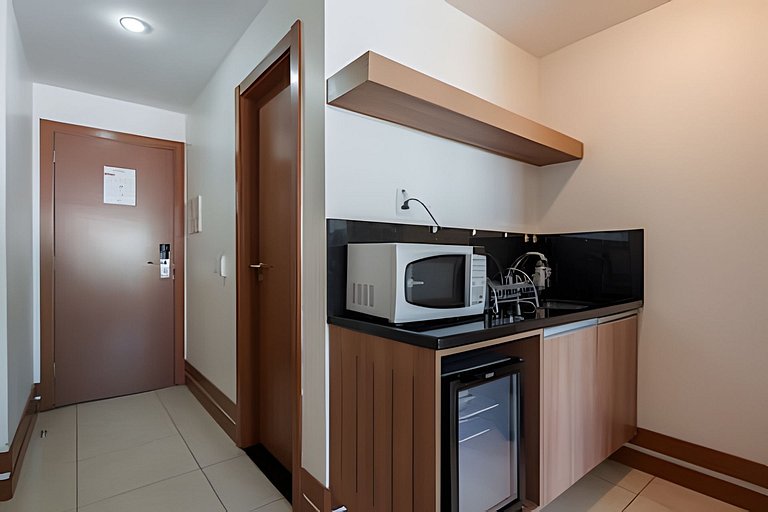 Flat moderno Hotel Athos bulcão.