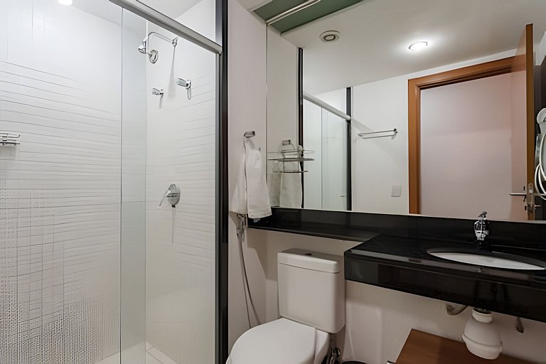 Flat moderno Hotel Athos bulcão.