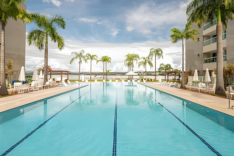 Flat de luxo com vista pro lago