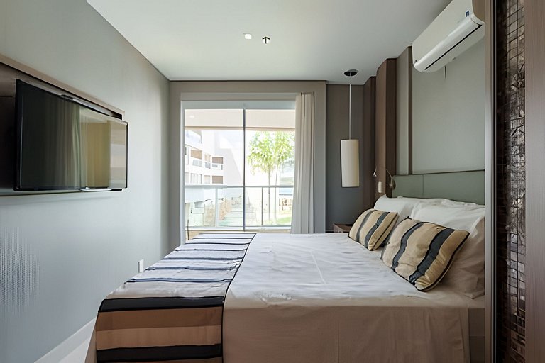 Flat de luxo com vista pro lago
