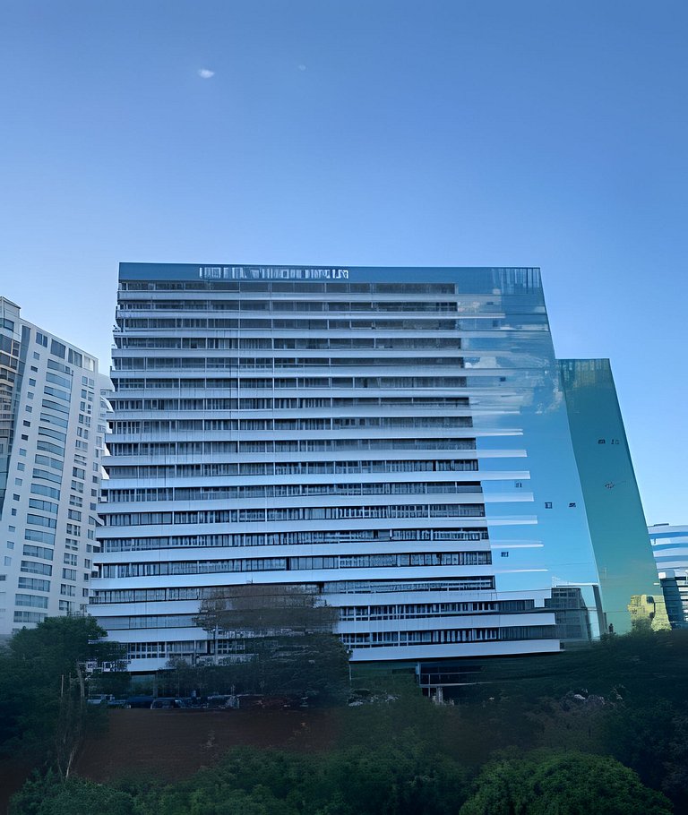 Flat com vista extraordinária 15º + garagem.