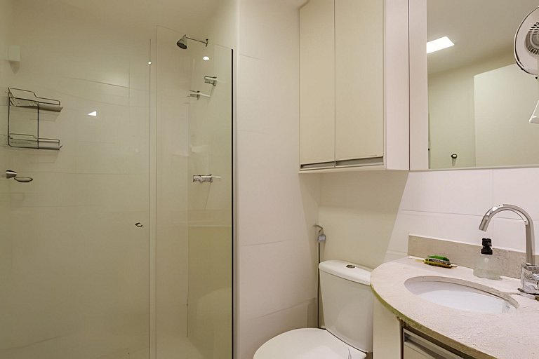 V906 Flat moderno Hotel Vision + garagem.