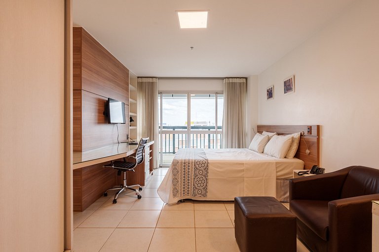 V906 Flat moderno Hotel Vision + garagem.