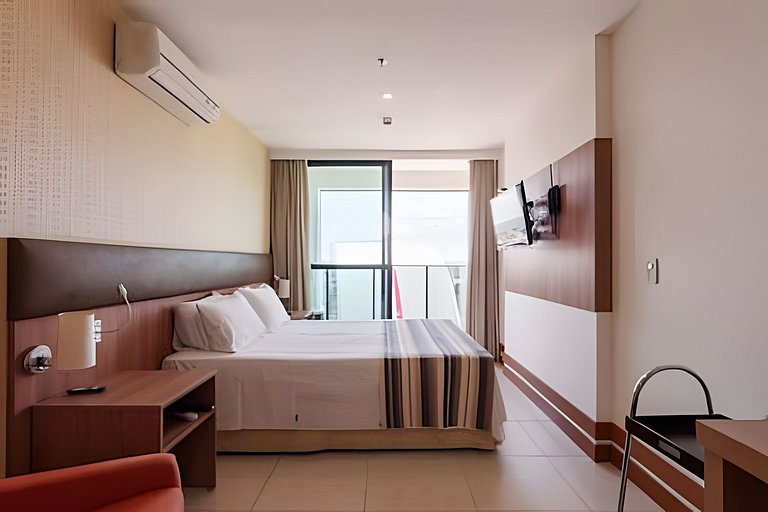 Flat moderno Hotel Athos Bulcão.
