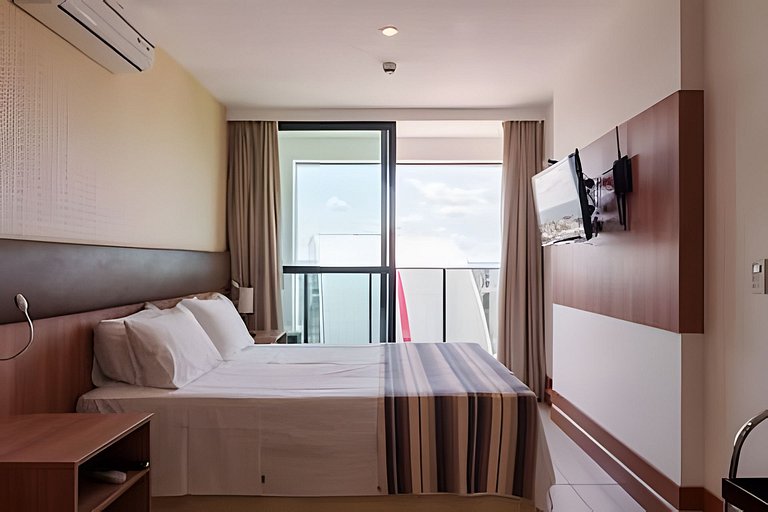 Flat moderno Hotel Athos Bulcão.