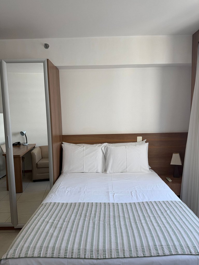 Flat hotel Saint Moritz + vaga de garagem.