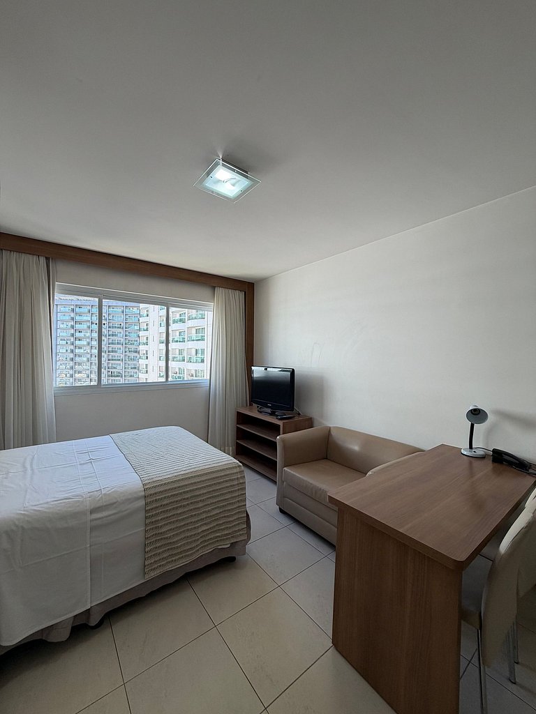 Flat hotel Saint Moritz + vaga de garagem.